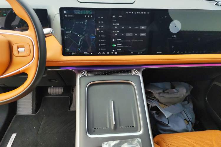 Used XPeng G9 2025 625 Long-Range Max
