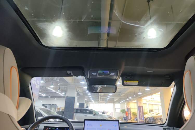 Used BYD Song Pro New Energy 2024 HONOR Edition DM-i 71KM Beyond Model
