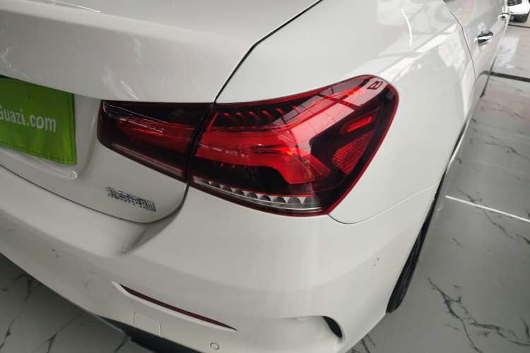 Used Mercedes-Benz A-Class 2022 Revised Version A 200 L Sport Sedan Fashionable Style