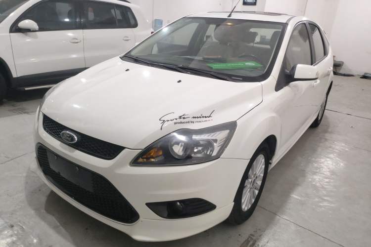 Used Ford Focus 2013 Hatchback Classic 1.8L Automatic Fashion Edition