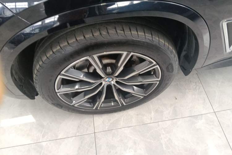 Used BMW X5 2022 Restyled xDrive 30Li Luxury Version M Sport Package