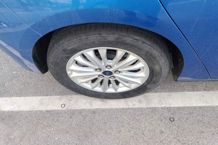 Used Ford Focus 2019 Hatchback EcoBoost 180 Automatic Trendy Model
