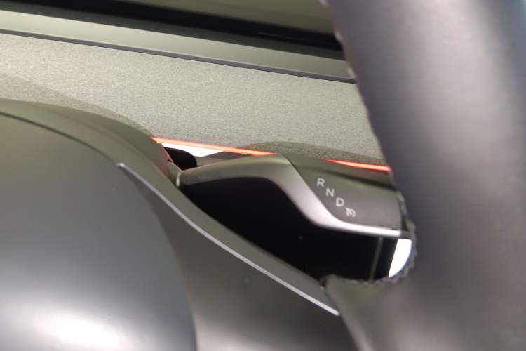 Used Tesla Model Y 2024 Long-Range All-Wheel-Drive Version
