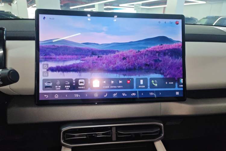 Used  Titanium 3 2025 501KM All-Wheel Drive Intelligent Driving Ultra Version