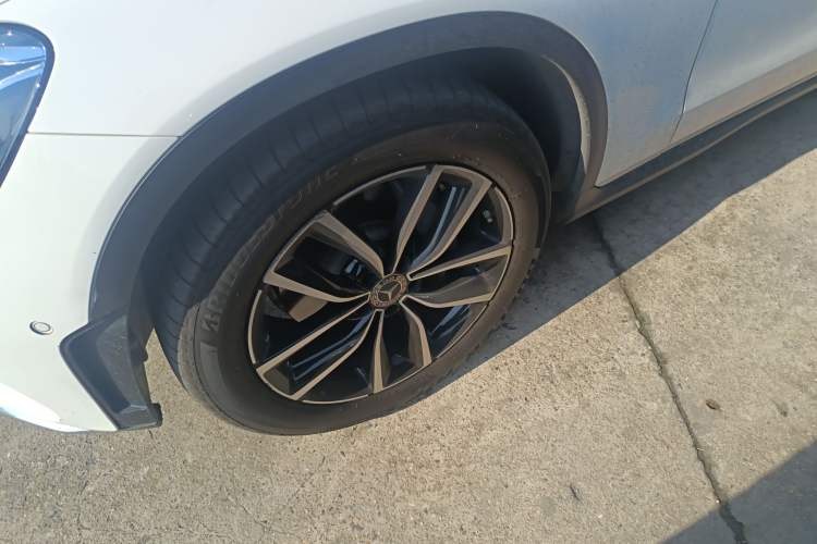 Used Mercedes-Benz GLC 2020 Facelift GLC 260 L 4MATIC Luxury Edition