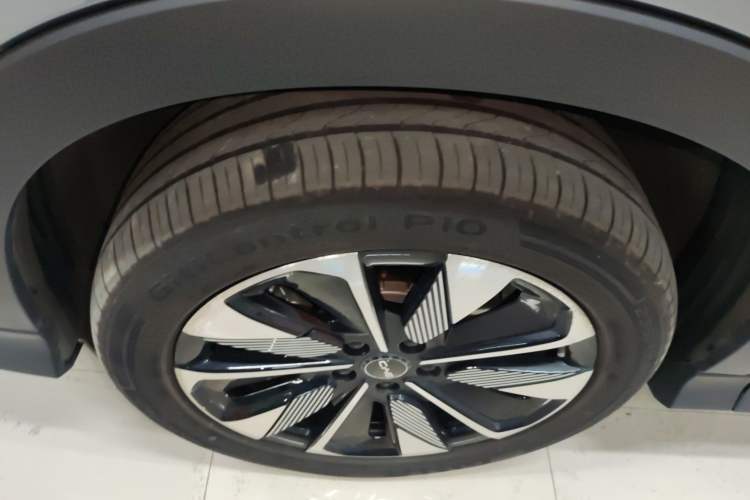 Used BYD Song PLUS New Energy 2025 DM-i 112KM Prestige Model
