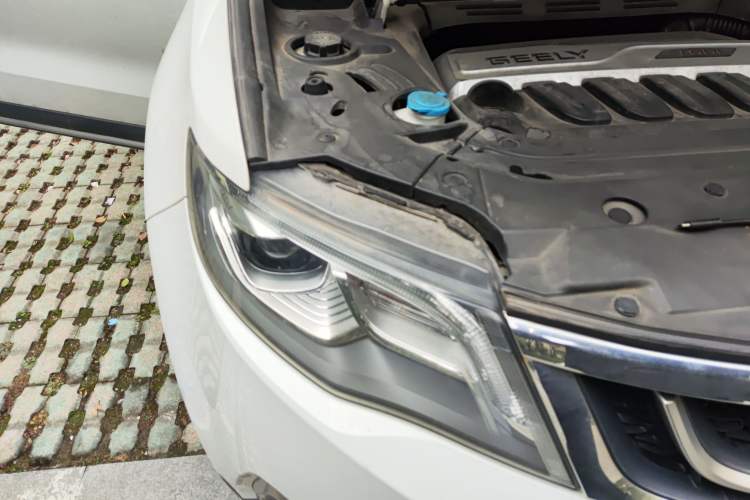 Used Geely Auto Emgrand X7 Sport 2016 1.8TD Automatic ZhiZun Version
