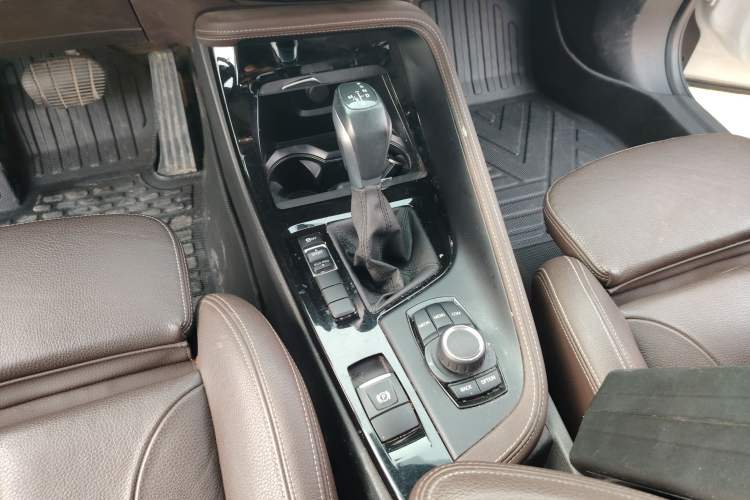 Used BMW X1 2019 sDrive18Li Premium Edition
