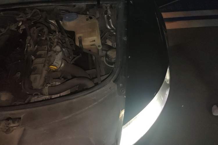 Used Audi A6L 2011 2.0 TFSI automatic Comfort trim