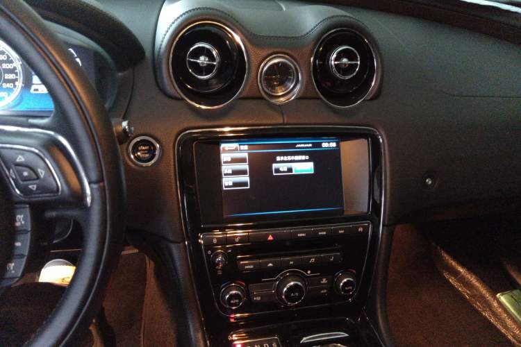 Used Jaguar XJ 2015 XJL 3.0 SC Elegant Business 80th Anniversary Limited Edition
