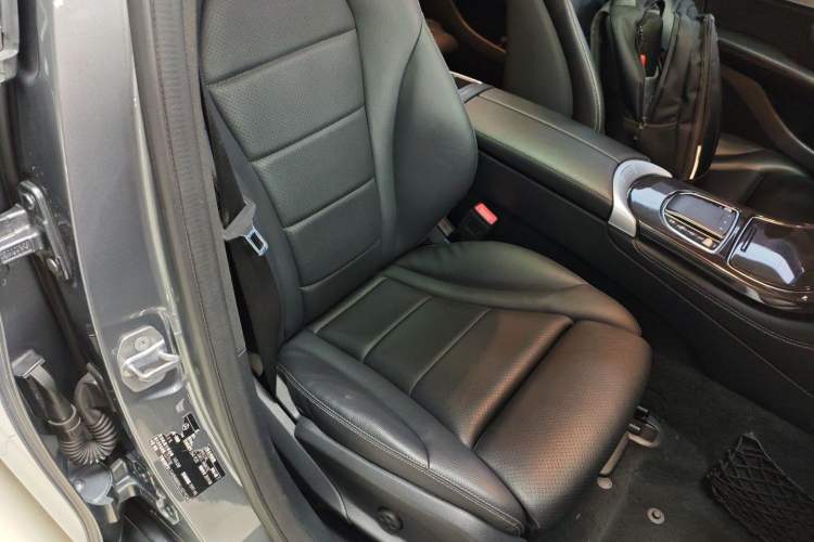 Used Mercedes-Benz GLC 2020 GLC 260 L 4MATIC Dynamic Model