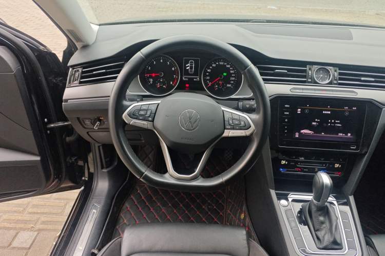 Used Volkswagen Magotan 2020 330TSI DSG Leading Model
