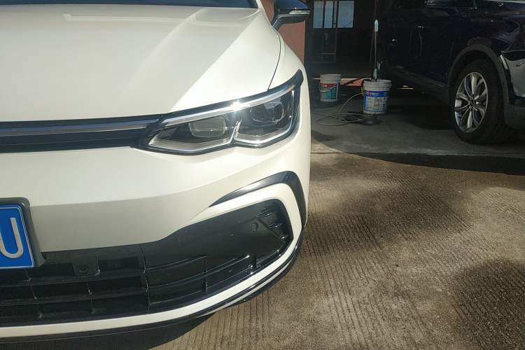 Used Volkswagen Golf 2023 Facelift 280TSI DSG R-Line Lite
