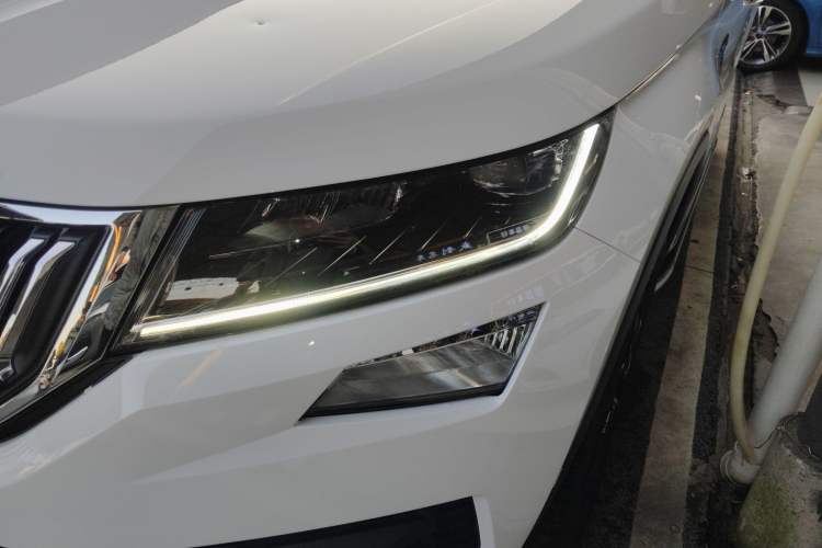 Used Skoda Kodiaq 2021 TSI330 7-Seater Two-Wheel-Drive Luxury Plus Edition