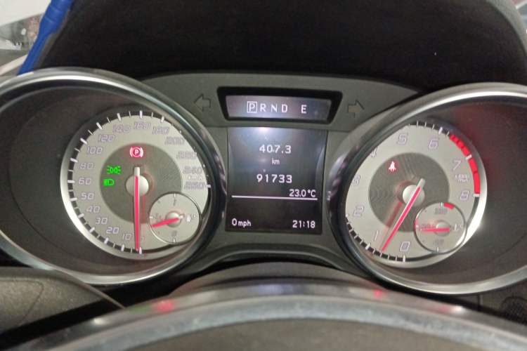 Used Mercedes-Benz SLK-Class 2011 SLK 200 Fashion Model
