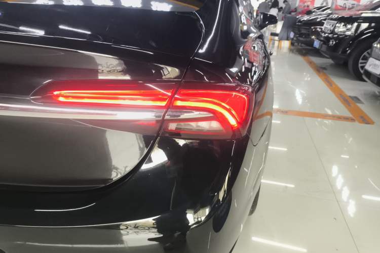 Used Buick LaCrosse 2022 652T Luxury Version