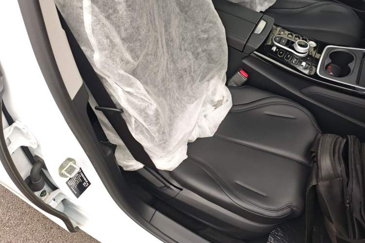 Used BYD Qin PLUS 2021 EV 400KM Leading Comfort Edition
