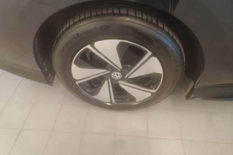 Used Volkswagen ID.7 VIZZION 2024 AIR model
