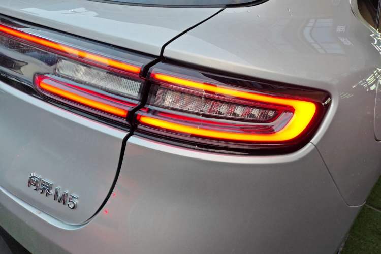 Used Hima AITO M5 2022 Extended-Range Four-Wheel Drive Performance Version