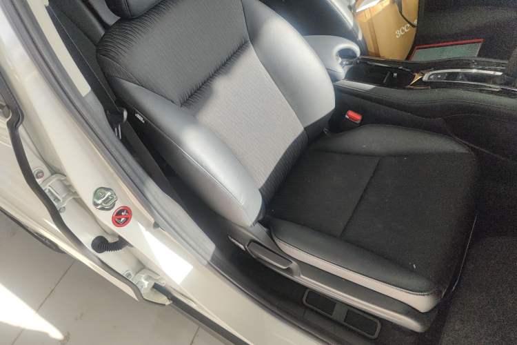 Used Honda Vezel 2020 1.5L CVT Pioneer Edition
