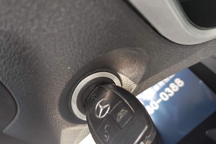 Used Mercedes-Benz Vito 2018 2.0T Business Version China V Emission Standard