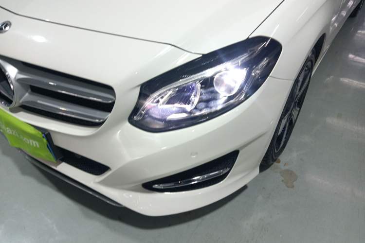 Used Mercedes-Benz B-Class 2018 B 200 Fashion Model