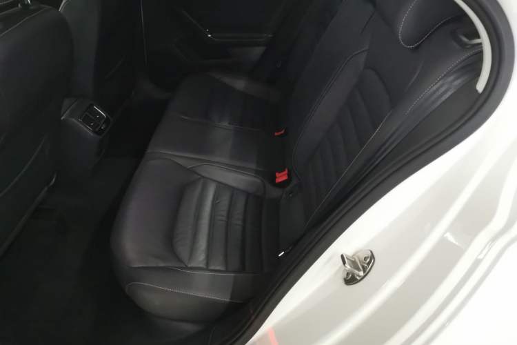 Used Volkswagen Lamando 2018 280TSI DSG Comfort Edition