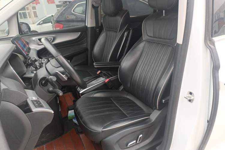 Used Roewe iMAX8 2021 400TGI Supreme Series Lu Zun Edition
