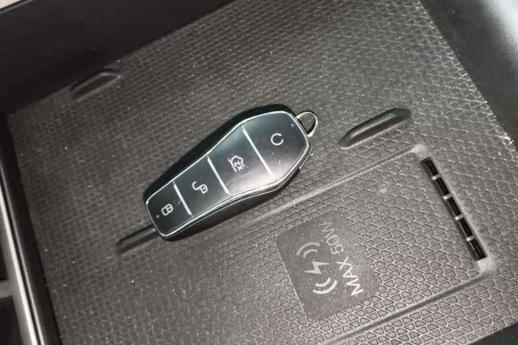 Used BYD Yuan UP 2025 Intelligent Driving Version 401 km Leading Edition
