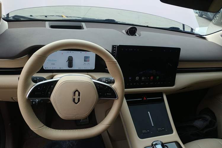 Used Hima AITO M7 2024 1.5T Intelligent Drive Rear-Drive Ultra Version 5 Seats
