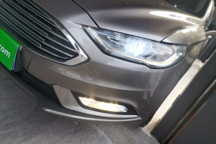 Used Ford Mondeo 2017 EcoBoost 180 Stylish Model
