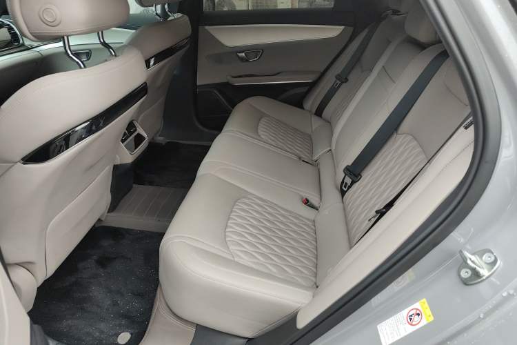 Used BYD Han 2025 EV Intelligent Driving Version 506KM Prestige Model
