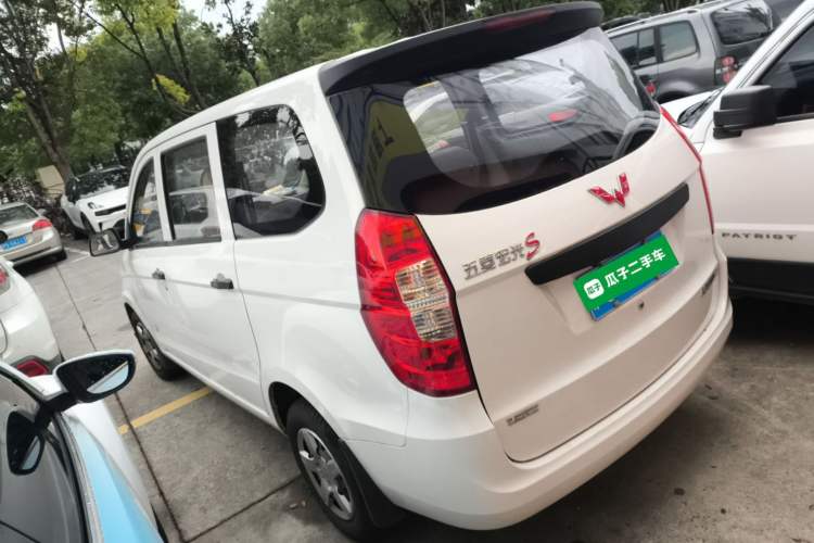 Used Wuling Hongguang 2018 1.5L Classic S Base Model
