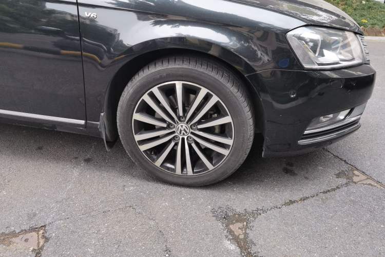 Used Volkswagen Magotan 2013 3.0 FSI Flagship Model
