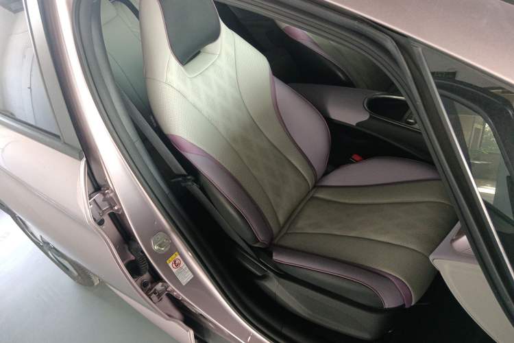 Used BYD Dolphin 2023 420 km Free Version
