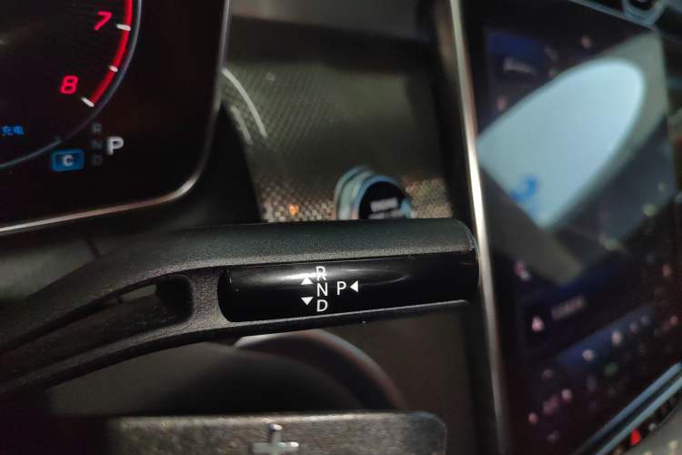 Used Mercedes-Benz GLC 2023 GLC 260 L 4MATIC Dynamic Edition 7-seater
