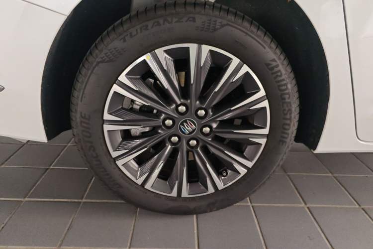 Used Buick GL8 2025 Lu Zun Deluxe Edition
