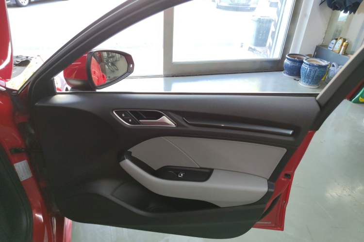 Used Audi A3 2017 Sportback 35 TFSI Fashion Model
