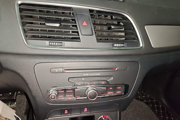 Used Audi Q3 2015 30 TFSI Ambition Edition