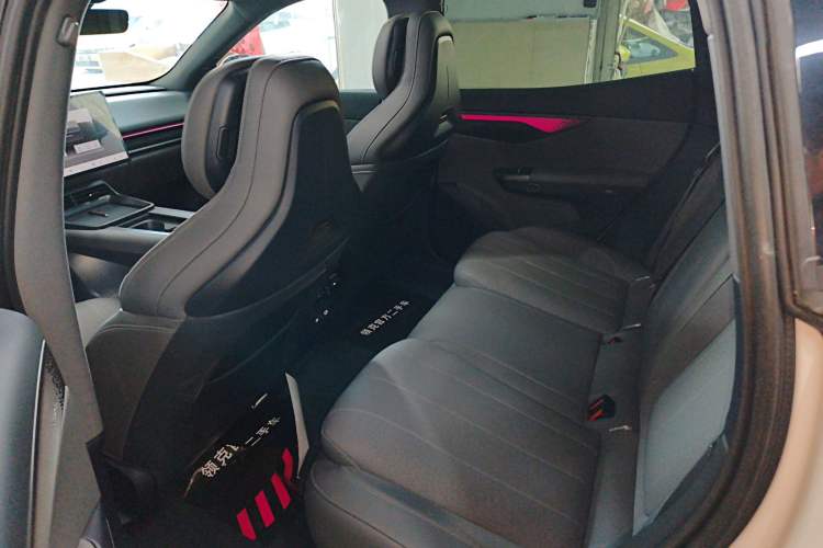 Used Lynk & Co 07 2024 EM-P 126 Long-Range Ultra