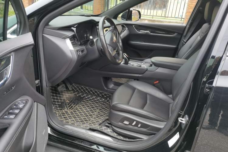 Used Cadillac XT5 2020 28T Luxury Version
