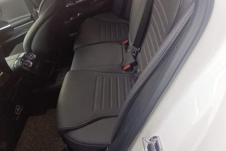 Used Mercedes-Benz C-Class 2023 Second Facelift C 260 L Starry Night Sports Edition
