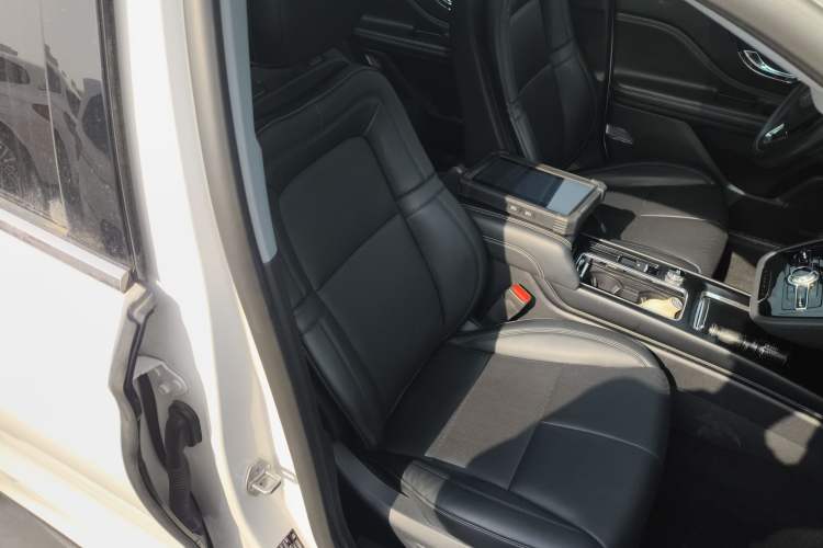 Used Lincoln Corsair 2020 2.0T Two-Wheel Drive Luxury Edition