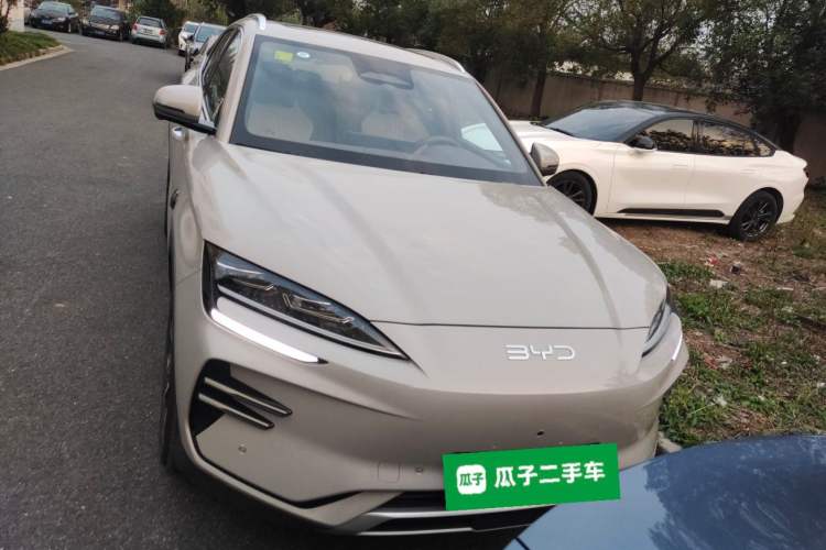 Used BYD Song PLUS New Energy 2025 EV Intelligent Driving Version 520km Premium Model
