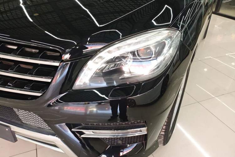 Used Mercedes-Benz M-Class 2015 ML 400 4MATIC Dynamic Model
