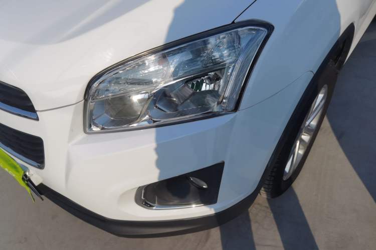 Used Chevrolet Trax 2016 1.4T Automatic Two-Wheel Drive Comfort Version with Sunroof
