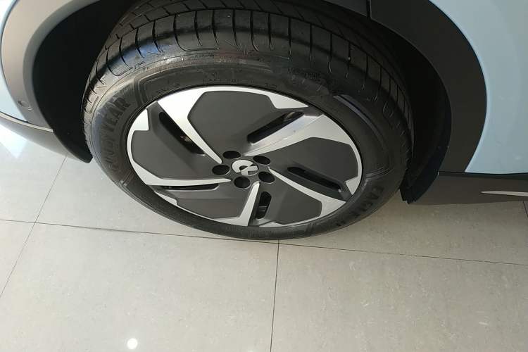 Used Nio EC6 2024 75 kWh
