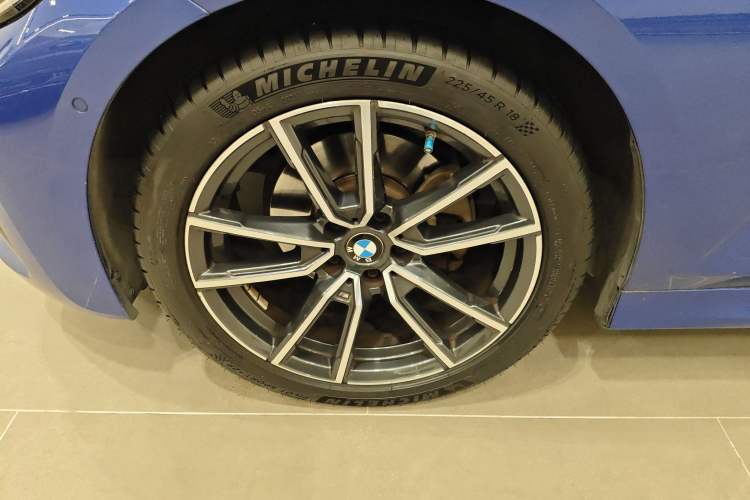 Used BMW 3 Series 2021 Restyled 325Li M Sport Package
