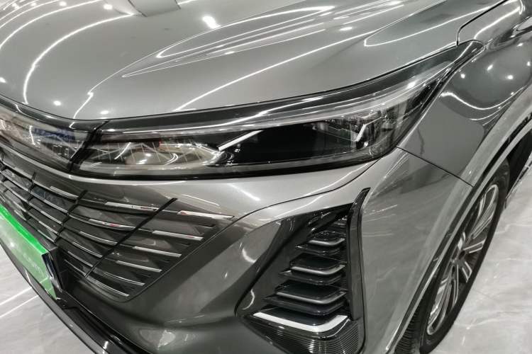 Used Changan CS75 PLUS 2024 3rd Generation Champion Edition 2.0T Intelligent Drive Performance Model
