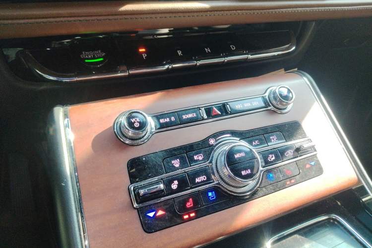 Used Lincoln Aviator 2020 3.0T V6 Four-Wheel Drive Zunya Edition